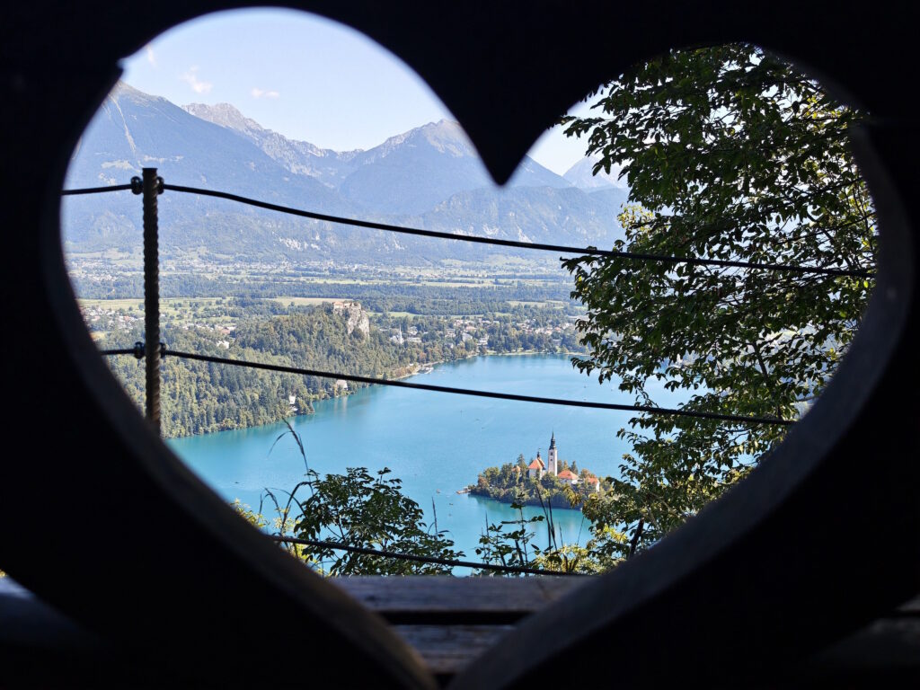 Velika Osojnica Aussicht bei der Herzerlbank