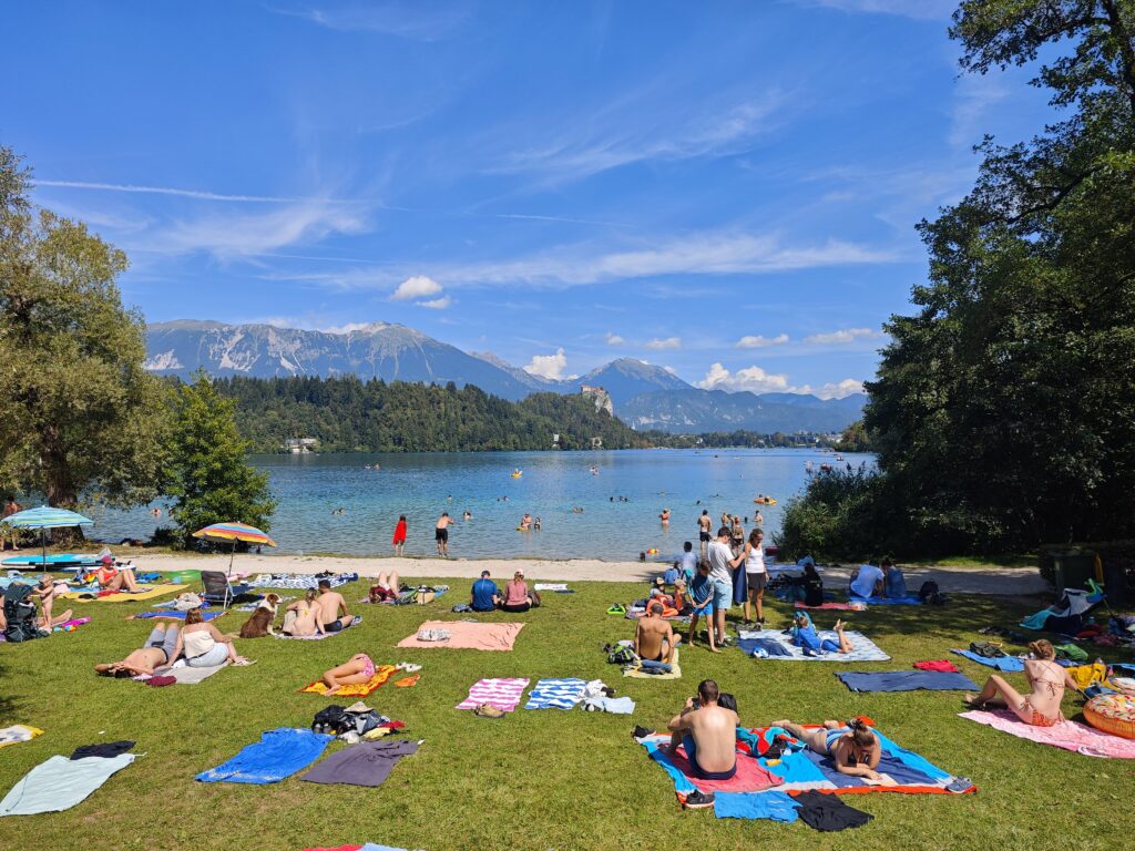 In der Bucht Velika Zaka am Bleder See baden